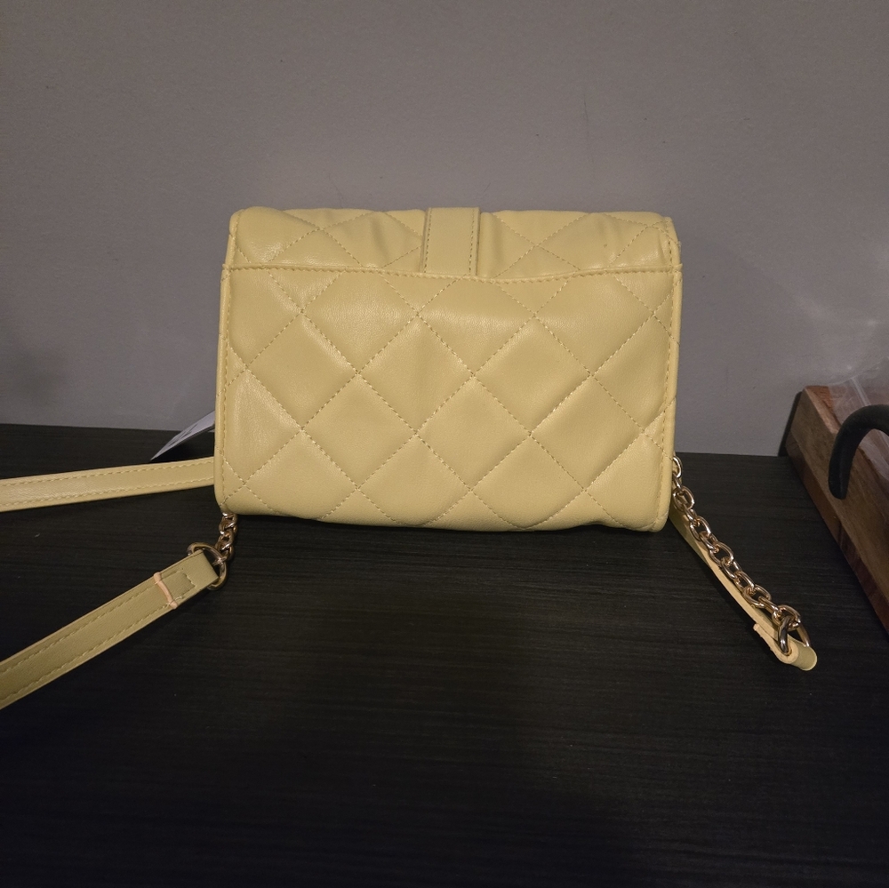 Bebe Quilted Yellow Crossbody Bag - Elegant Everyday Style Nwt - Picture 4 of 6